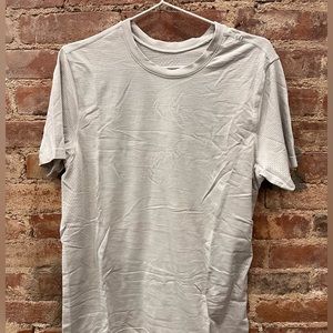 lululemon mens tshirt